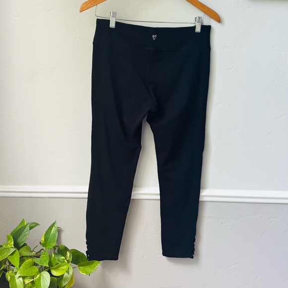 Betsey Johnson Black Performance Leggings - Picture 2 of 6